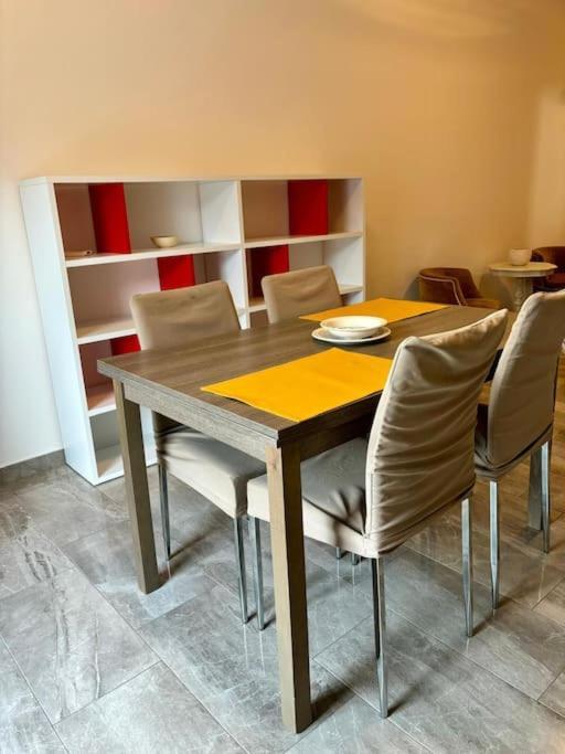 Loft In Fiera Apartment Varzi Exterior photo